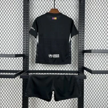 Equipación infantil de portero del Barcelona 2025/26, color negro
