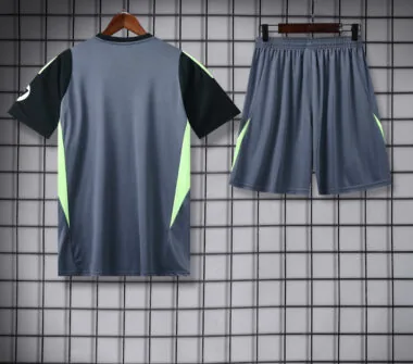 Real Madrid 2025/26 Gray Goalkeeper kit