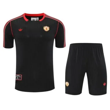 25-26 Manchester United Black Training Suit