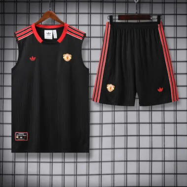 25-26 Manchester United Black Vest Suit