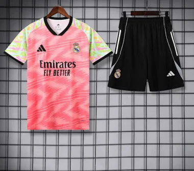 25-26 Real Madrid Pink Training suit