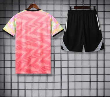 25-26 Real Madrid Pink Training suit