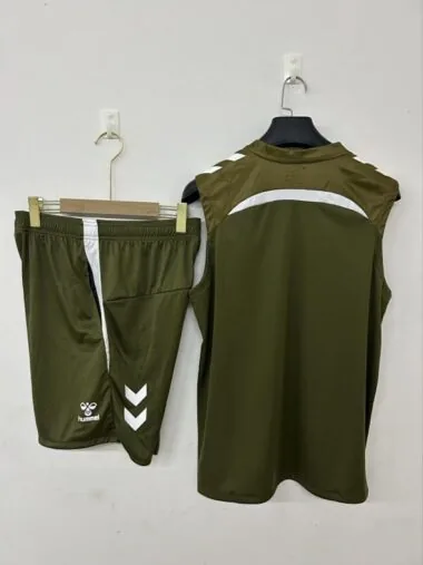 Celta Vigo 2025/26 Dark Green Vest Suit