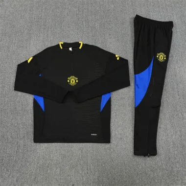 Ropa de entrenamiento del Manchester United 2025/26, negra, con media cremallera
