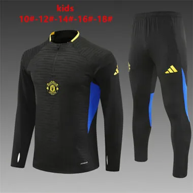 Manchester United 2025/26 Black Half zipper training clothes Kid Size