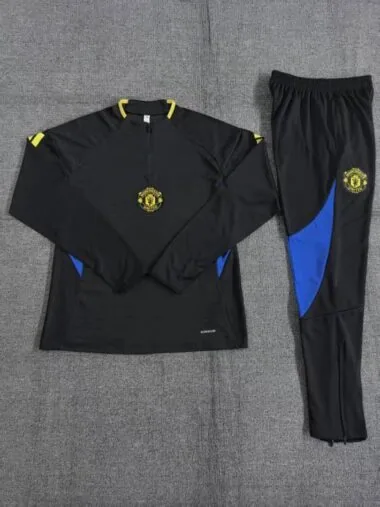 Manchester United 2025/26 Black Half zipper training clothes Kid Size