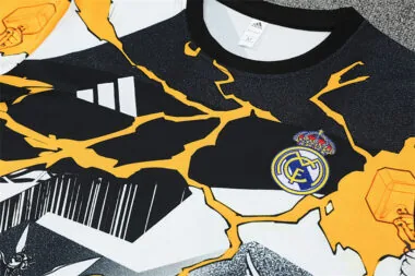 Real Madrid 2025/26 Avengers Black White and Yellow Training suit