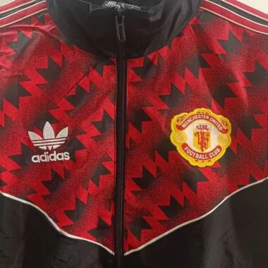 1991 Manchester United black red classic retro Windbreaker