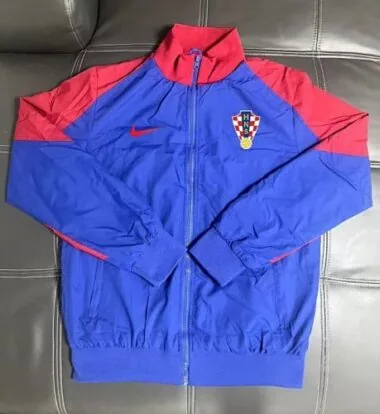 Casaco corta-vento azul e vermelho da Croácia 2025-26