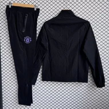 Manchester united 2025/26 Black And Purple Windbreaker Suit (S-2XL)