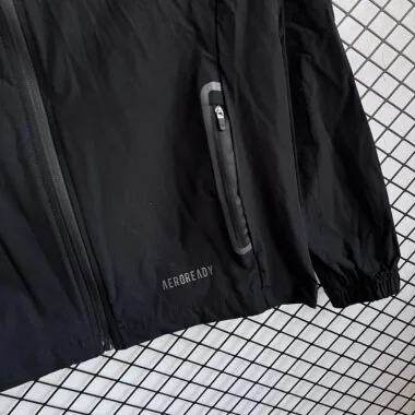 Real Madrid 2025/26 Black Windbreaker Suit (S-2XL)
