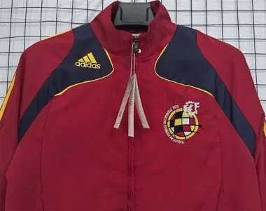 Cortavientos modelo retro de España 2007