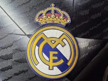 Real Madrid 2025/26 Black Retro Model Player Edition Jersey