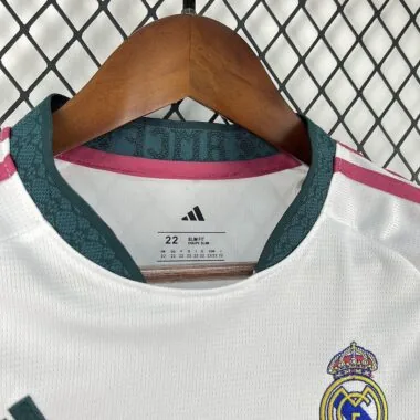 Real Madrid 2026/27 Home (picture version) Kids Kit Jersey (Size 16-28)