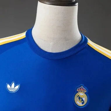 Real Madrid 2026/27 Retro Model Blue Long Sleeve (S-2XL)