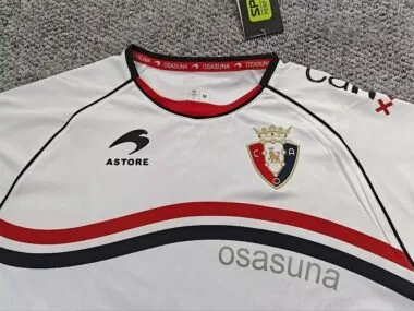 Retro Osasuna 2000/01 Away Jersey (S-2XL)