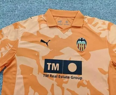 Valencia CF 2026/27 Retro Model Jersey (S-4XL)