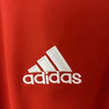 Camisa retro do Benfica para jogos em casa da época 04-05