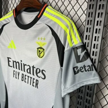Camisa de futebol do Benfica Third para jogos fora de casa, 24-25
