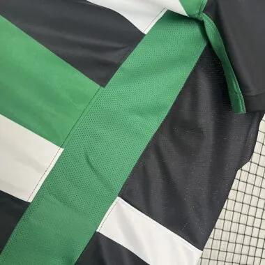 24-25 Sporting Lisbon home Jersey