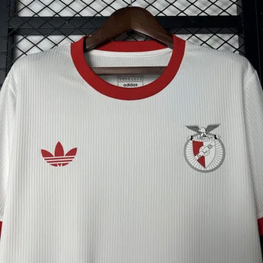 Camisa especial branca do Benfica 25-26