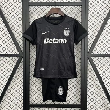 25-26 Sporting Lisbon Special Edition Size: 16-28