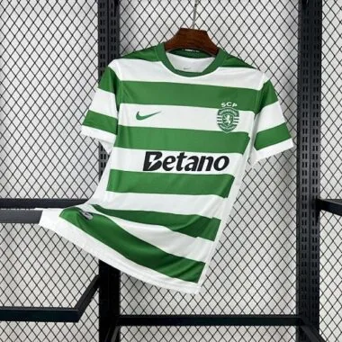 25-26 Camisola de futebol da casa do Sporting de Lisboa