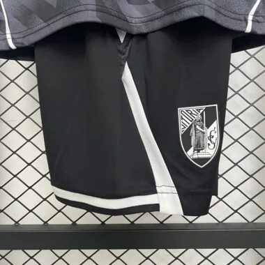 25-26 Vitoria de Guimaraes Away Kids Kit