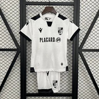 25-26 Vitoria de Guimaraes Home Kids kit
