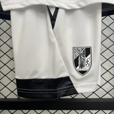 25-26 Vitoria de Guimaraes Home Kids Kit