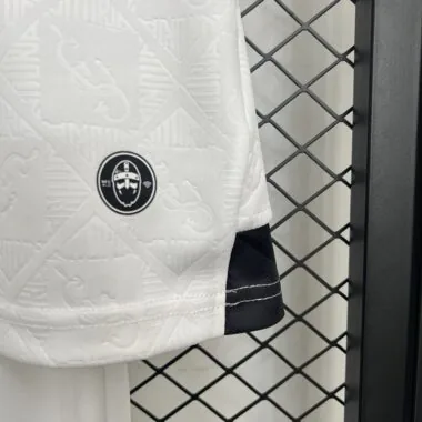 25-26 Vitoria de Guimaraes Home Kids Kit