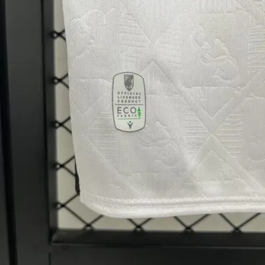 25-26 Vitoria de Guimaraes Home Soccer Jersey