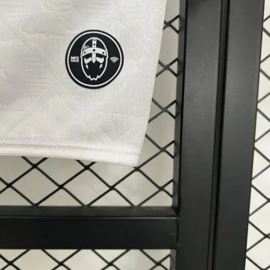 25-26 Vitoria de Guimaraes Home Soccer Jersey