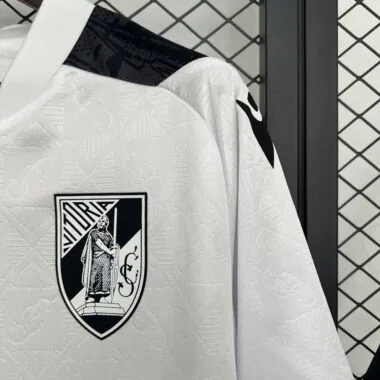 25-26 Vitoria de Guimaraes Home Soccer Jersey