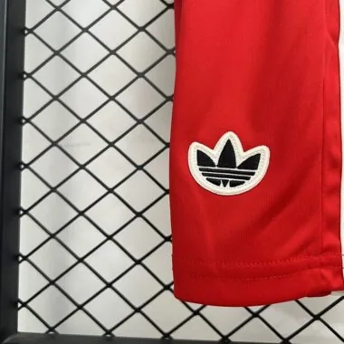 25/26 Benfica Retro Special Edition (Size 16-28)