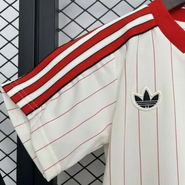 25/26 Benfica Retro Special Edition (Size 16-28)