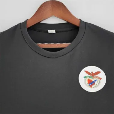 73-74 Benfica away