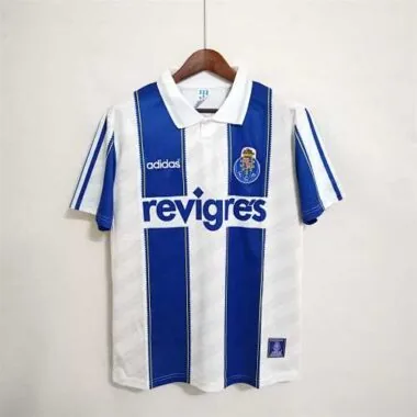 96-97 Porto, equipamento de casa azul/branco