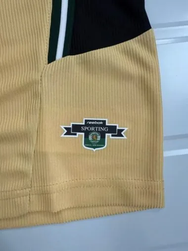 Retro 03-04 Sporting Lisbon away Jersey (S-2XL)