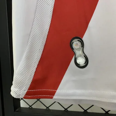 06-07 River Plate home retro jersey