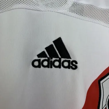 06-07 River Plate home retro jersey
