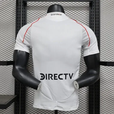 Maillot du River Plate 2024-2025, version joueur à domicile