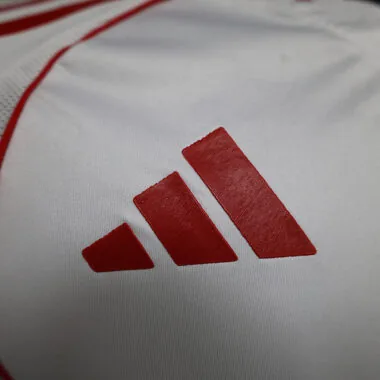 Maillot du River Plate 2024-2025, version joueur à domicile