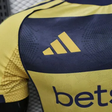 25-26 Camiseta Boca versión jugador visitante
