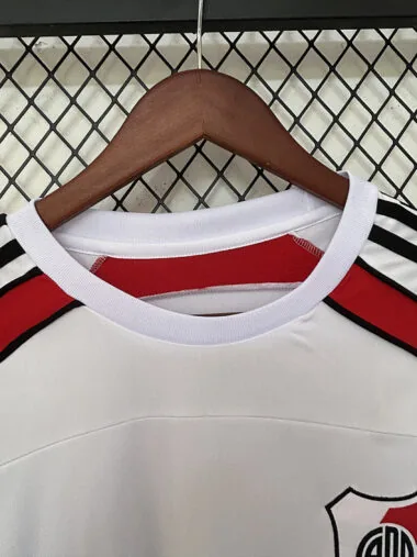 25-26 River Plate white training suit