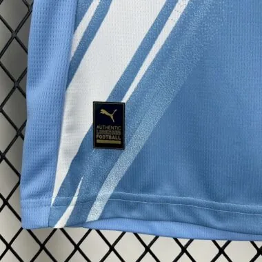 Maillot femme domicile de Manchester City, tailles 25-26