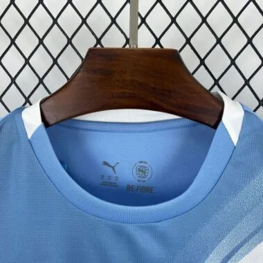 Maillot femme domicile de Manchester City, tailles 25-26
