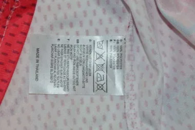 Barcelona 2025/26 Pink And Red KAROL G VERSION kid kit (Size 16-28)