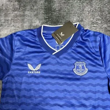 Everton 2025/26 Home Kid Kit (Size 16-28)