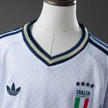 Kit de criança para o Campeonato do Mundo de 2026 da Itália
